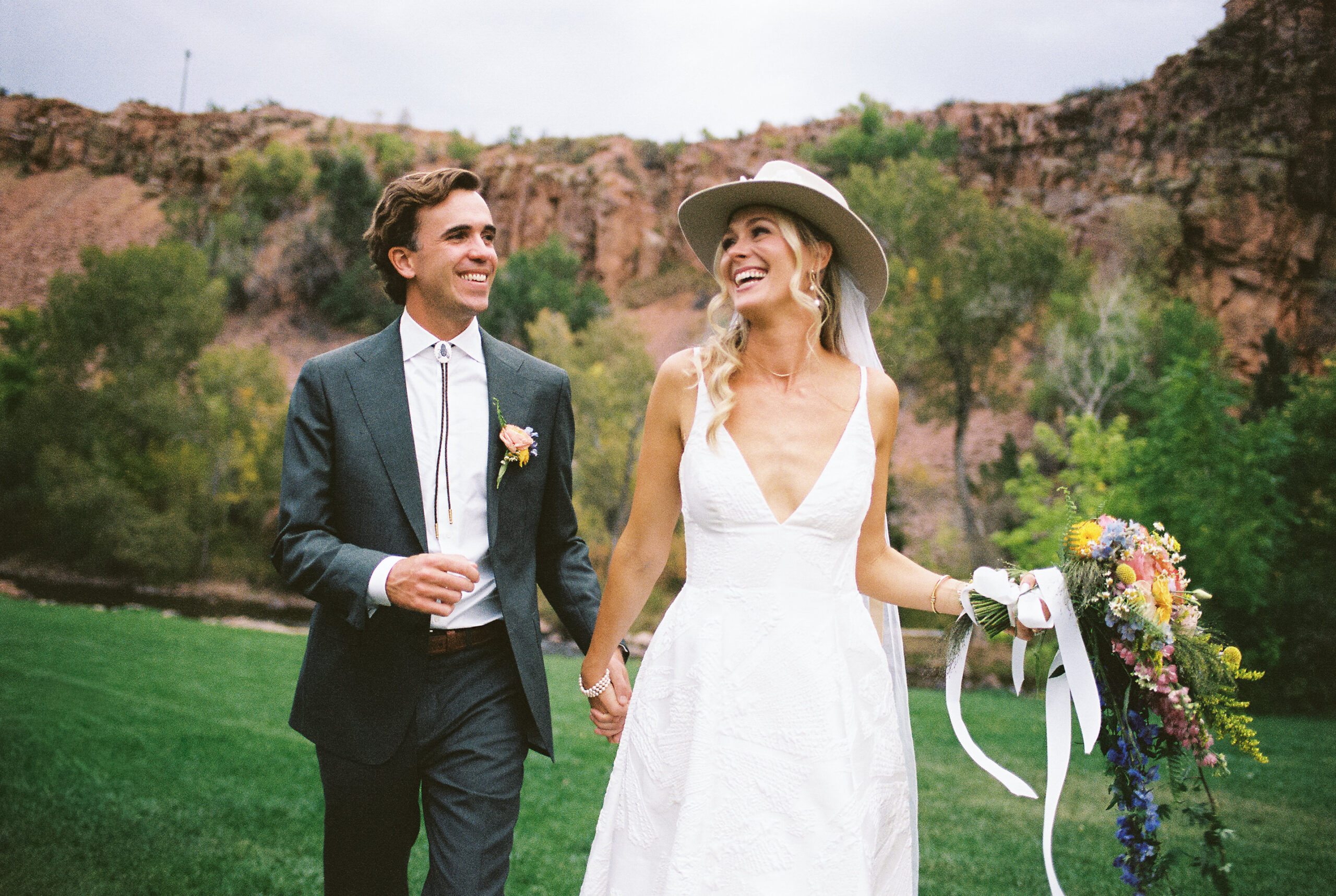 colorful 35mm Colorado wedding couple